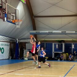 U13: Luci dell’aurora, luci del tramonto. Aurora-Basketown 27-58